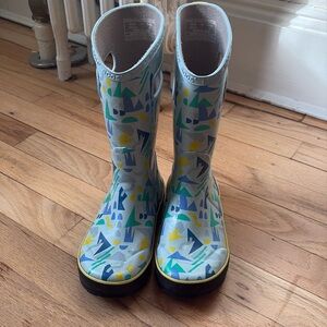 BOGS rainboots 1